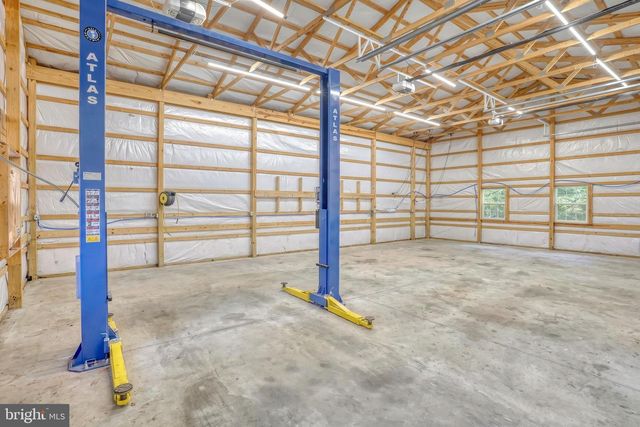 1077 DINAHS CORNER RD, Dover, DE 19904