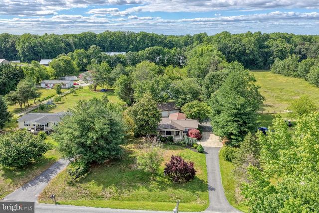 1077 DINAHS CORNER RD, Dover, DE 19904