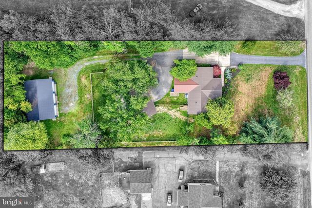 1077 DINAHS CORNER RD, Dover, DE 19904