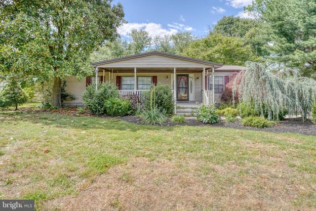 1077 DINAHS CORNER RD, Dover, DE 19904