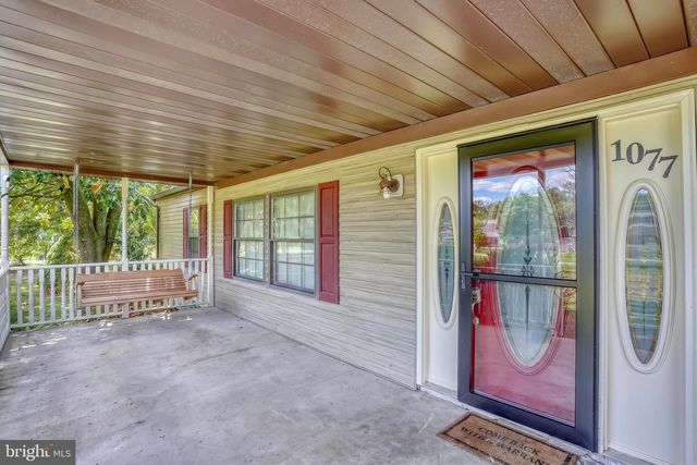 1077 DINAHS CORNER RD, Dover, DE 19904