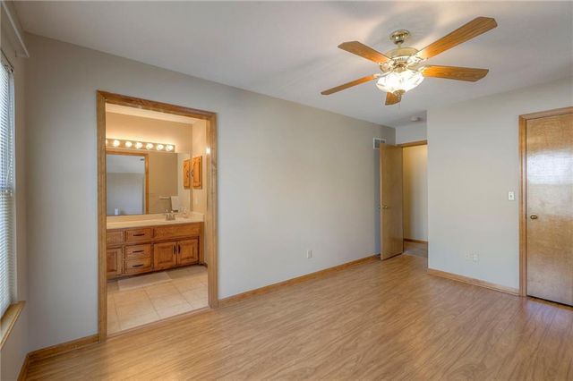 117 Tess Drive, Lee's Summit, MO 64081