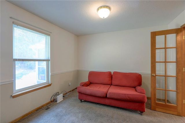 117 Tess Drive, Lee's Summit, MO 64081