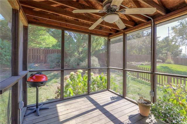 117 Tess Drive, Lee's Summit, MO 64081