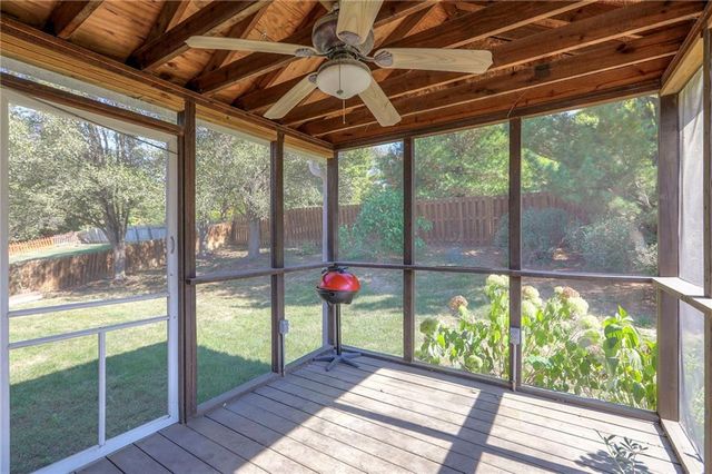 117 Tess Drive, Lee's Summit, MO 64081