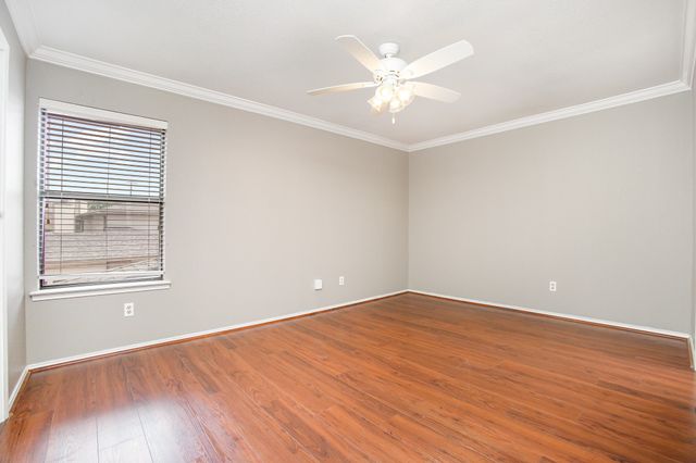 24 Cedar Lane, Bedford, TX 76021