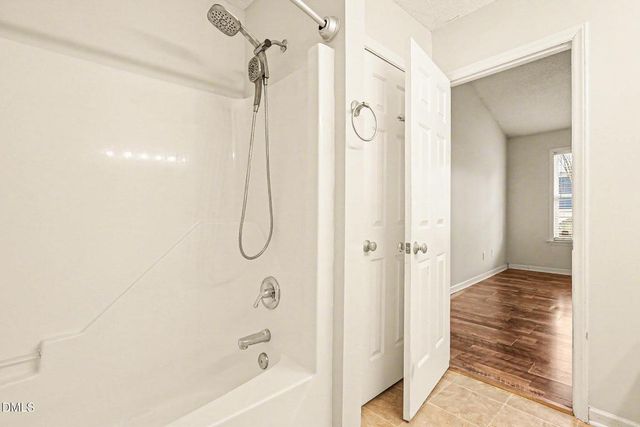 186 Turtle Point Drive, Fuquay Varina, NC 27526