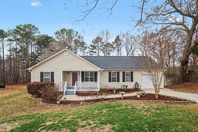 186 Turtle Point Drive, Fuquay Varina, NC 27526