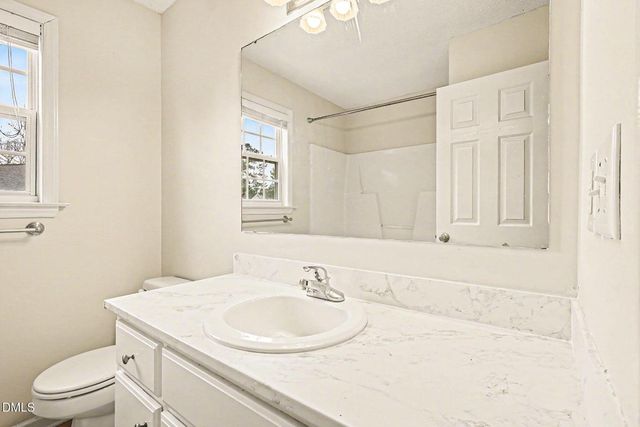 186 Turtle Point Drive, Fuquay Varina, NC 27526