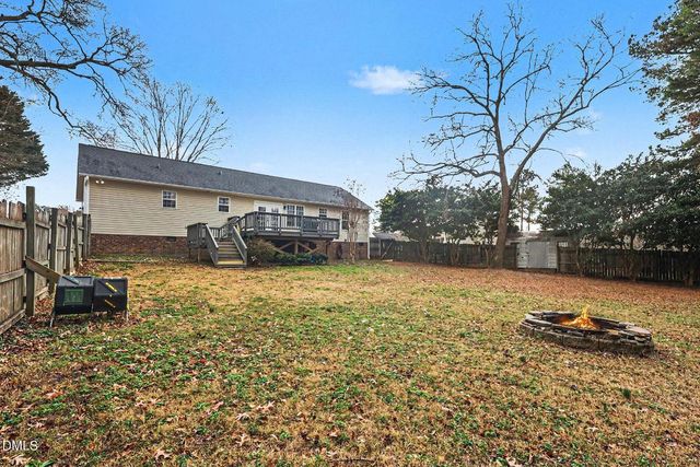 186 Turtle Point Drive, Fuquay Varina, NC 27526