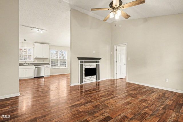 186 Turtle Point Drive, Fuquay Varina, NC 27526