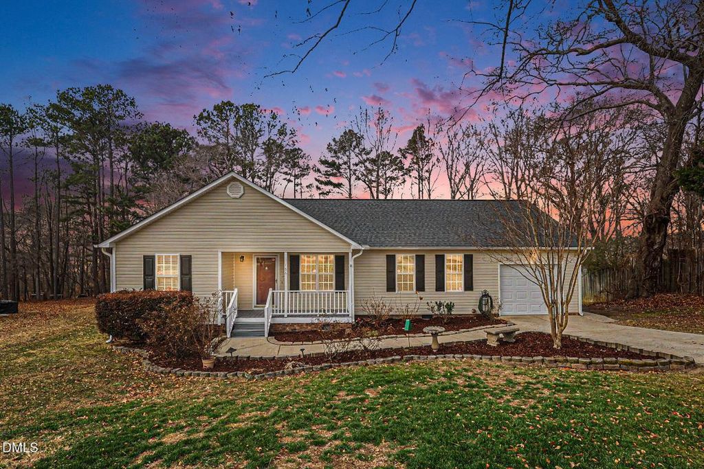 186 Turtle Point Drive, Fuquay Varina, NC 27526