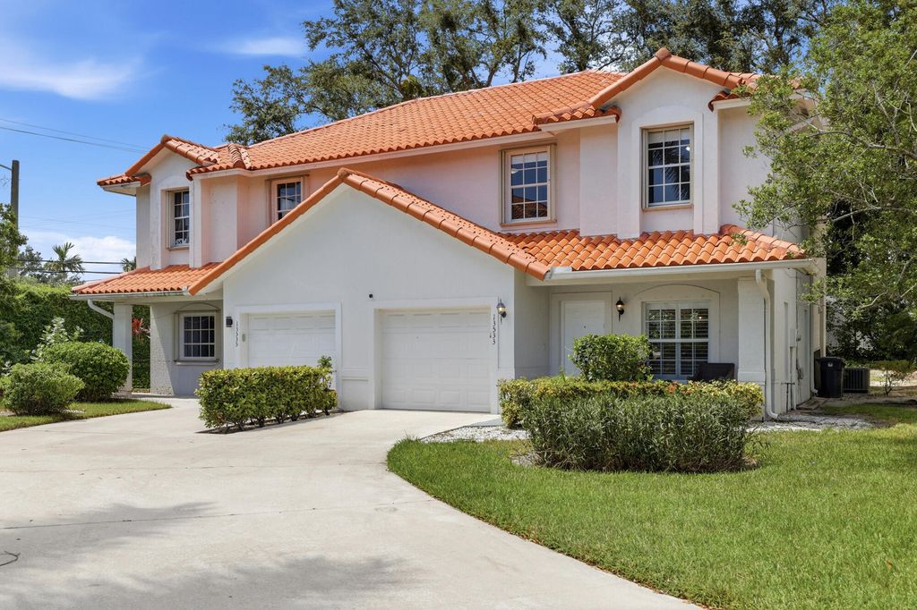 13533 Fountain View Boulevard, Wellington, FL 33414