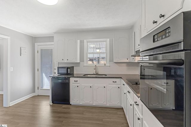 350 Enoree Road, Travelers Rest, SC 29690