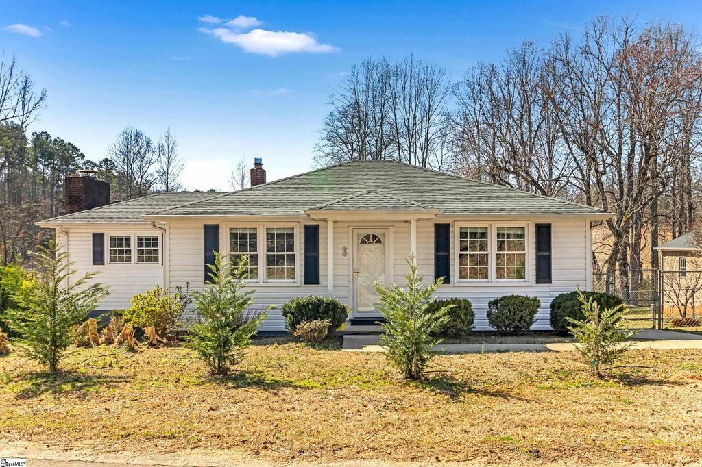 350 Enoree Road, Travelers Rest, SC 29690
