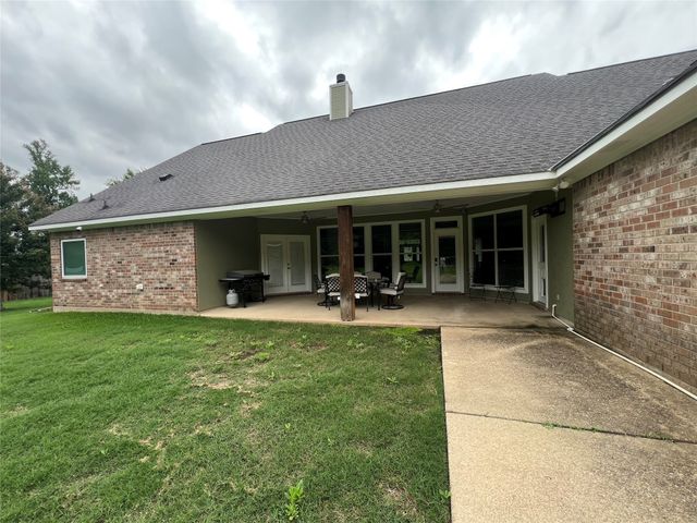 5270 Quad J Road, Shreveport, LA 71107