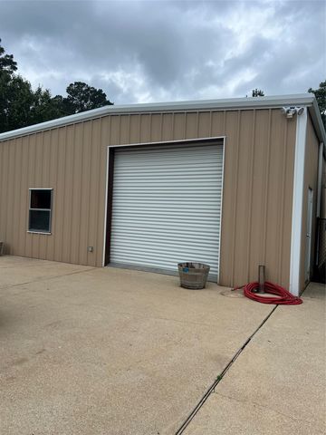 5270 Quad J Road, Shreveport, LA 71107