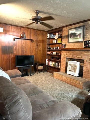 405 33rd Street, Lumberton, NC 28358