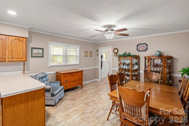 83 Honeysuckle Lane, Burnsville, NC 28714