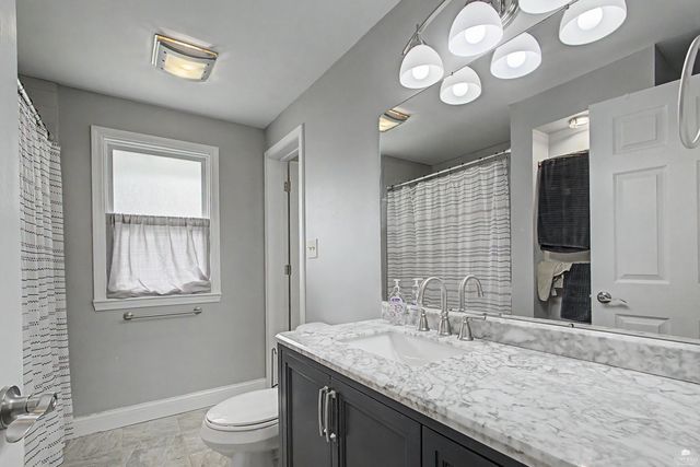 808 Brockman Circle, Manhattan, KS 66502