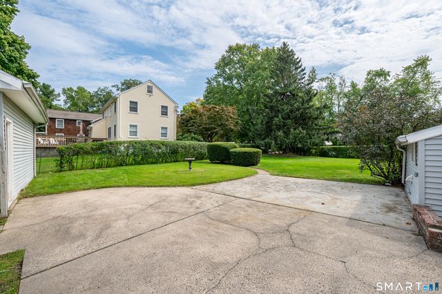307 Courtland Avenue, Stamford, CT 06906