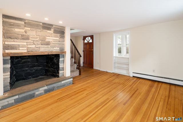 307 Courtland Avenue, Stamford, CT 06906