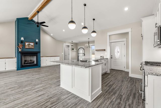 9 Wedgewood Dr, Greenbrier, AR 72058