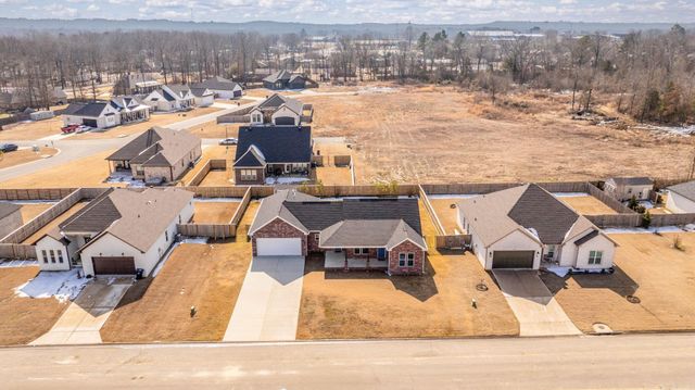 9 Wedgewood Dr, Greenbrier, AR 72058