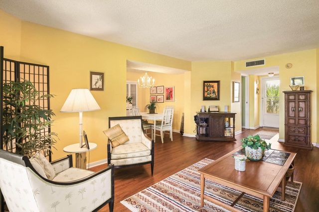 3755 VIA POINCIANA 402, Lake Worth, FL 33467