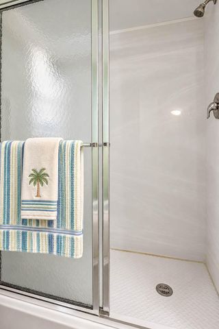 3755 VIA POINCIANA 402, Lake Worth, FL 33467