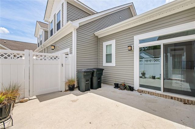 1400 Acadian Dr Unit A, Suffolk, VA 23434