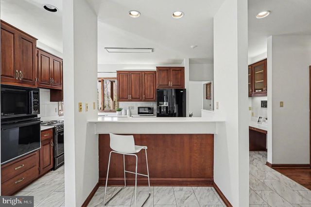 8406 CATHEDRAL FOREST DR, Fairfax Station, VA 22039