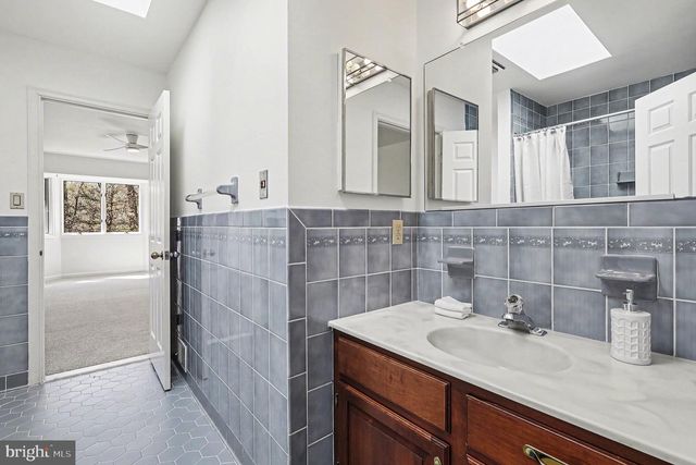 8406 CATHEDRAL FOREST DR, Fairfax Station, VA 22039