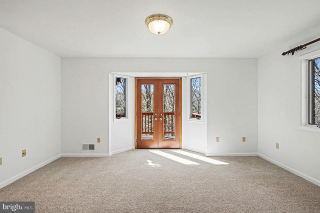 8406 CATHEDRAL FOREST DR, Fairfax Station, VA 22039