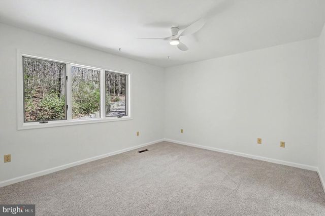 8406 CATHEDRAL FOREST DR, Fairfax Station, VA 22039