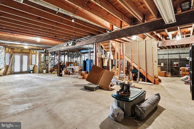 8406 CATHEDRAL FOREST DR, Fairfax Station, VA 22039