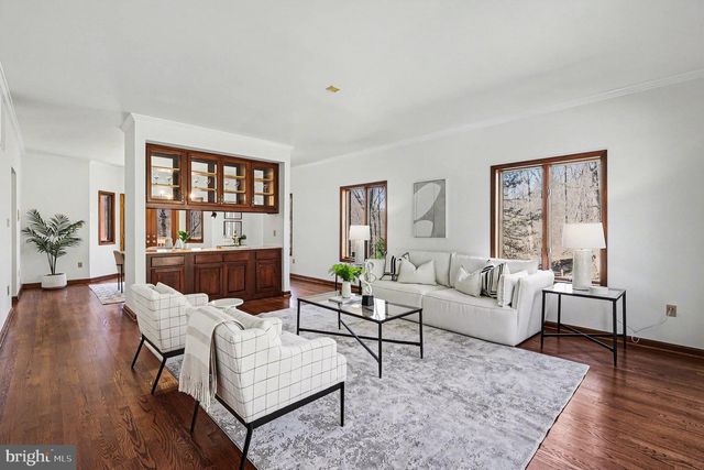 8406 CATHEDRAL FOREST DR, Fairfax Station, VA 22039