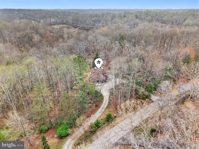8406 CATHEDRAL FOREST DR, Fairfax Station, VA 22039
