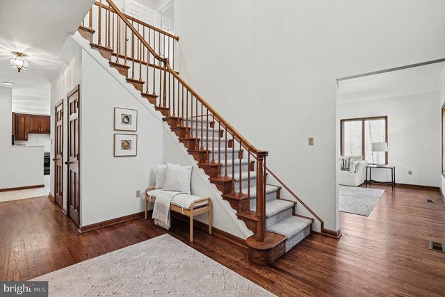 8406 CATHEDRAL FOREST DR, Fairfax Station, VA 22039