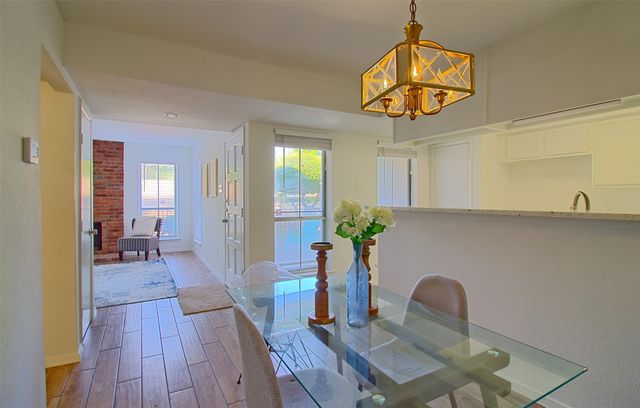 7510 Holly Hill Drive 105, Dallas, TX 75231