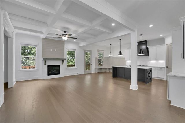 6181 Shoreland Circle, Buford, GA 30518