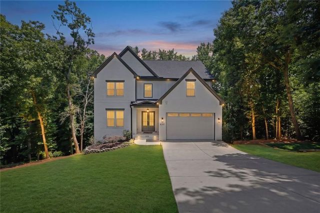 6181 Shoreland Circle, Buford, GA 30518