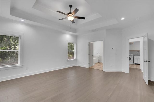 6181 Shoreland Circle, Buford, GA 30518