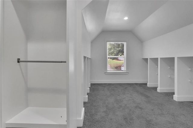 6181 Shoreland Circle, Buford, GA 30518