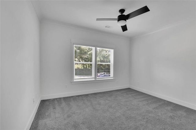 6181 Shoreland Circle, Buford, GA 30518