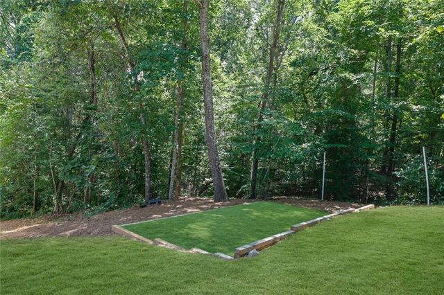 6181 Shoreland Circle, Buford, GA 30518