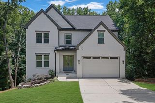 6181 Shoreland Circle, Buford, GA 30518