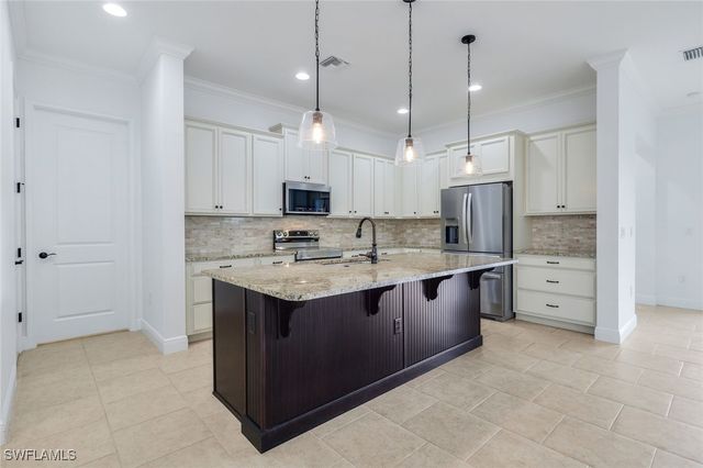 3529 Pilot CIR, Naples, FL 34120