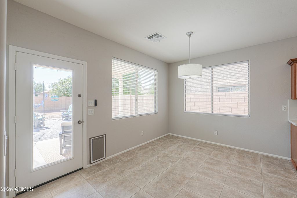 Image 11 of property listing at 20826 N MADELINE Street, Maricopa, AZ 85138