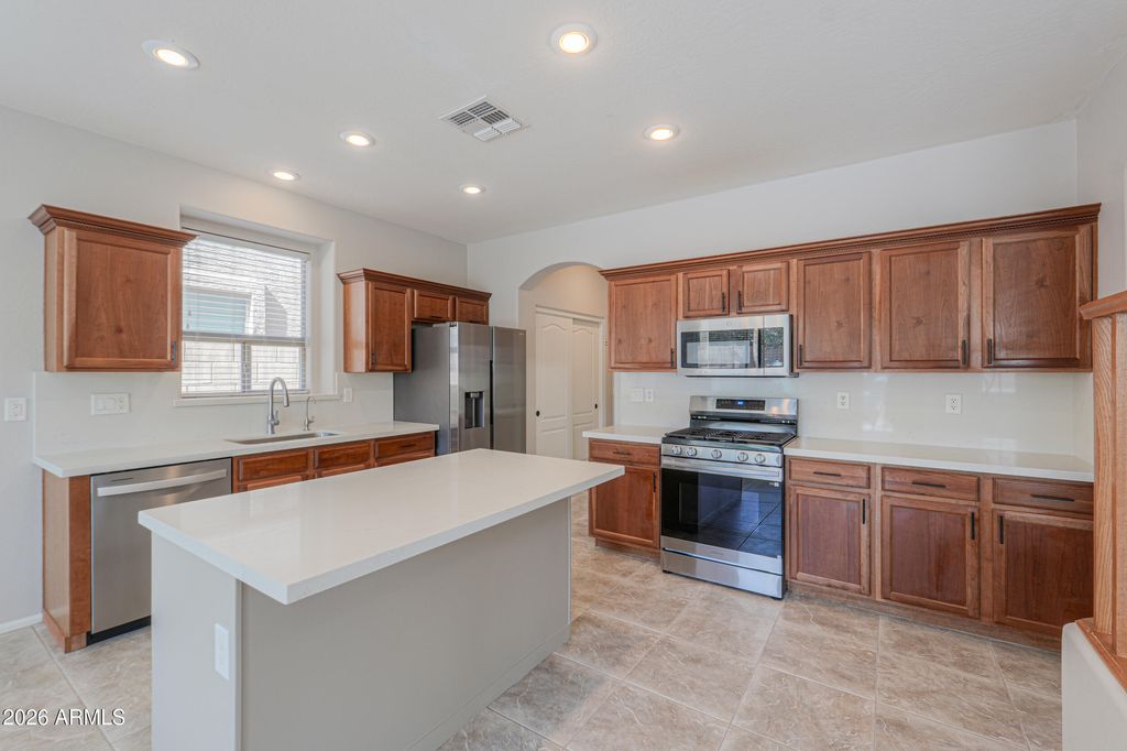 Image 13 of property listing at 20826 N MADELINE Street, Maricopa, AZ 85138